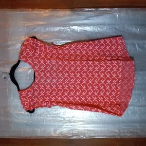 2 hearts Girls bell sleeve top. New w/tag